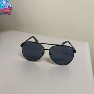 QUAY Australia Vivienne large Aviator sunglasses